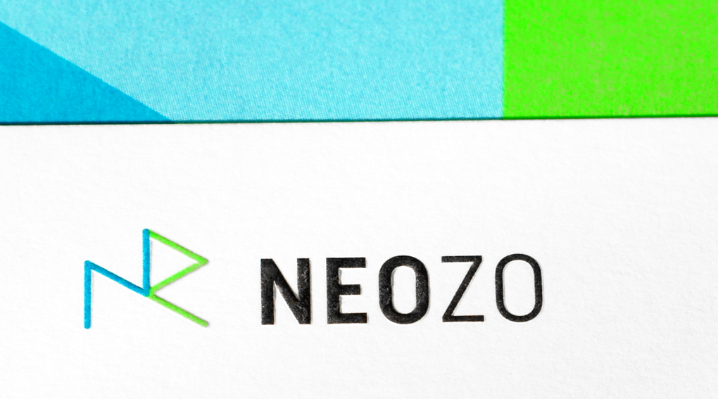 NEOZO. Logo.